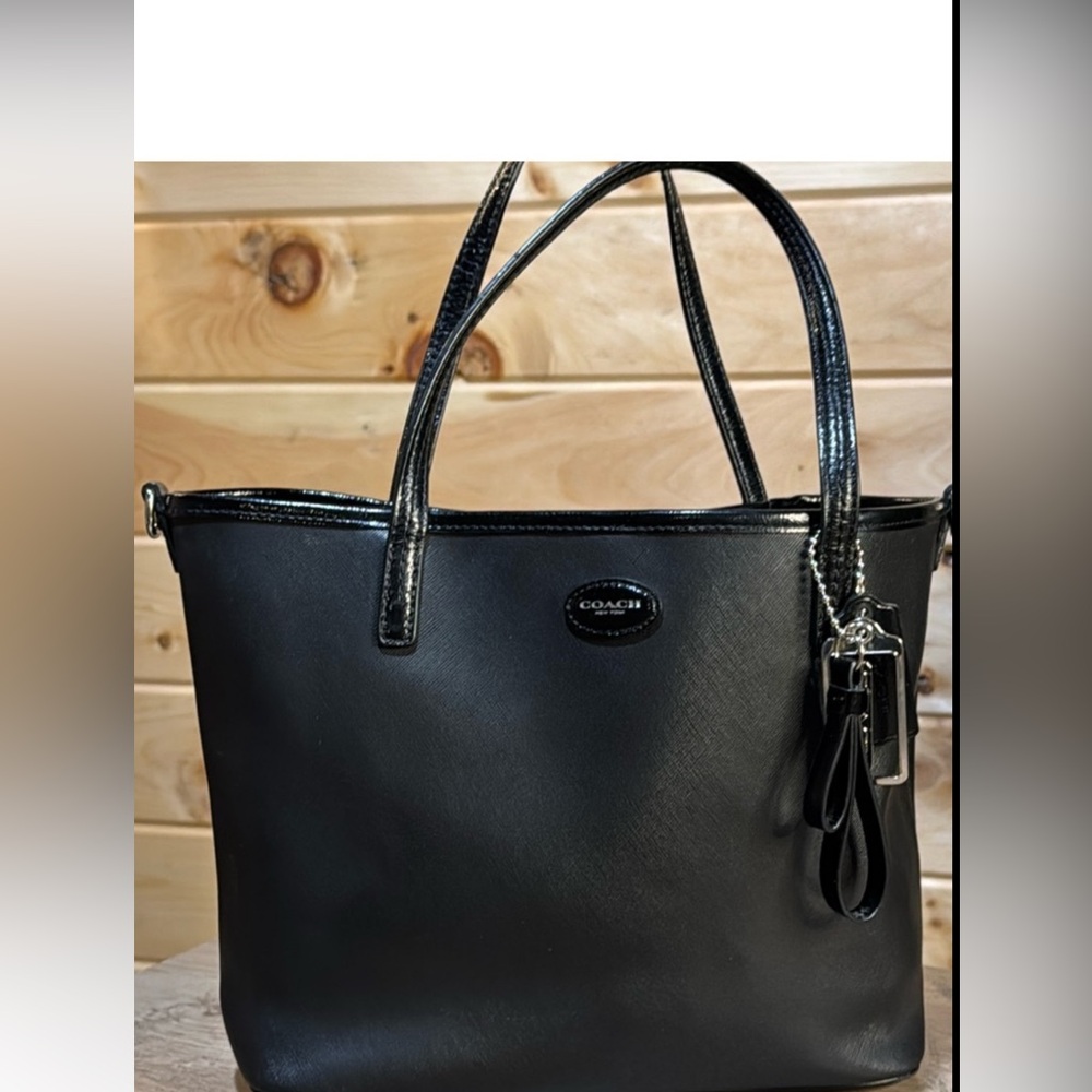 Coach Black Leather Shoulder Bag with Glossy Finish